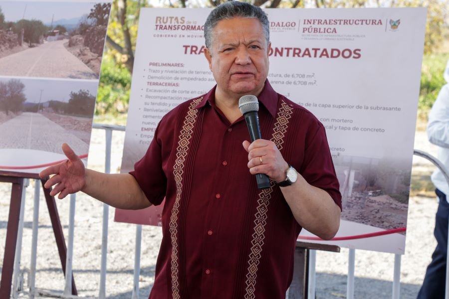 Llama Julio Menchaca a mantener contacto con la gente y alejarse de las “grillas”