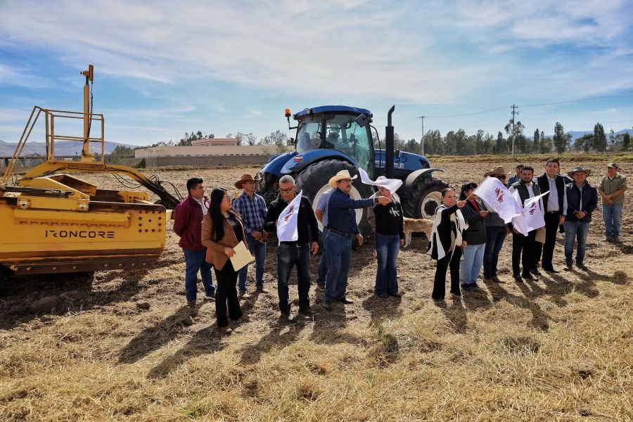 Apertura de Nivelación de Parcelas en Tulancingo, Ahorro de Grandes Volúmenes de Agua, Generalmente de Primer Uso