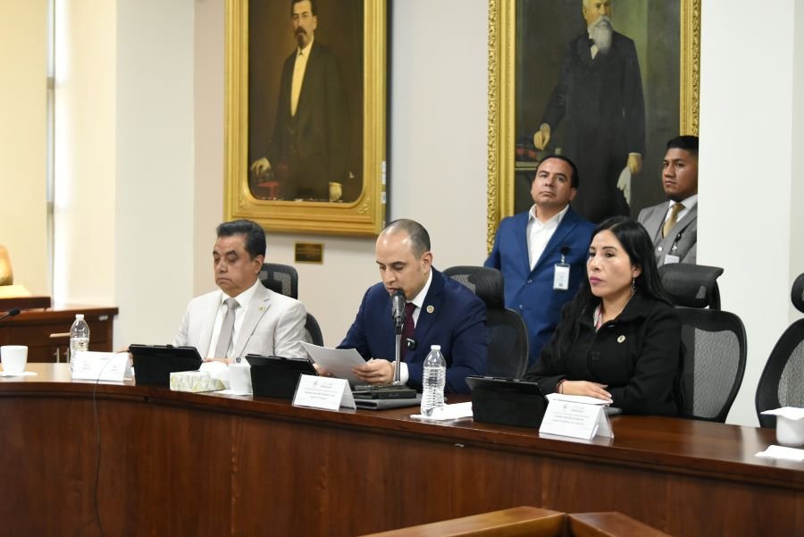 Congreso de Hidalgo escucha propuestas de jóvenes