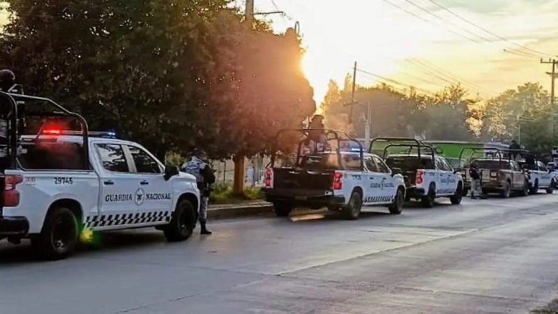 Guardia Nacional y SSPH, Detuvieron a 12 Presuntos Huachicoleros y Aseguraron una Pipa