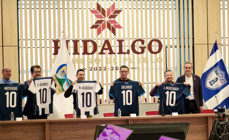 Tuzos del Pachuca Presentan Sus Trofeos 2024 Al Gobernador de Hidalgo