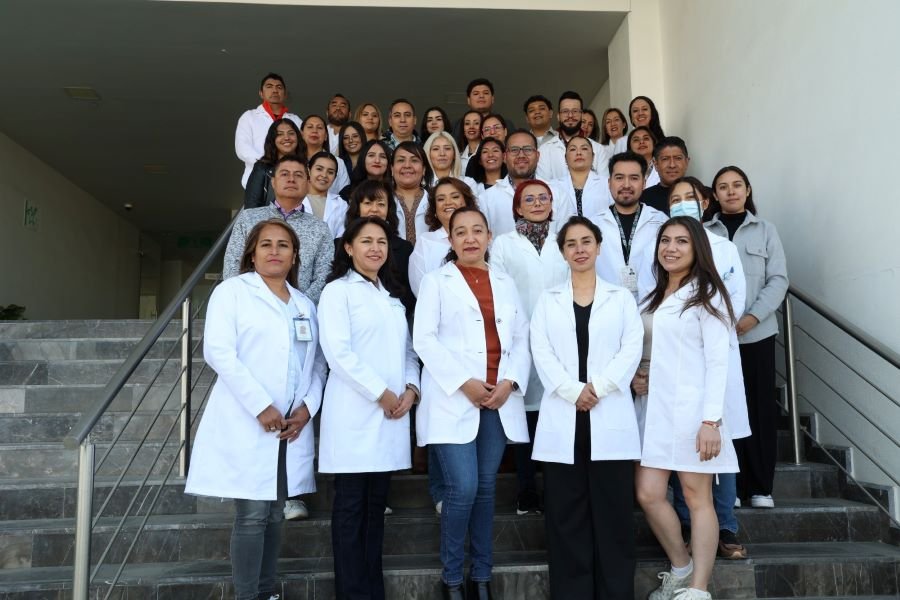 Actualiza IMSS Hidalgo a estomatólogos en manejo de condiciones especializadas