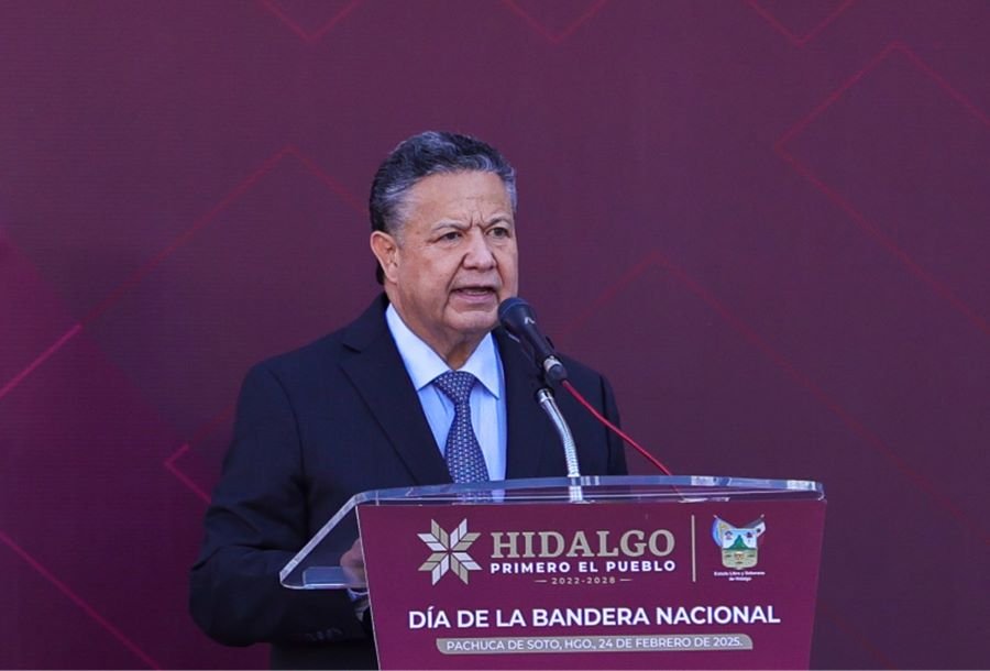 Llamó Julio Menchaca a Defender Los Principios de Soberanía Nacional “ El Día de la Bandera”.