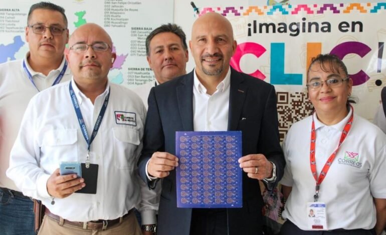 Correos de México e Inhide Cancelan El Timbre Postal Por Los 70 Años del Club Universidad