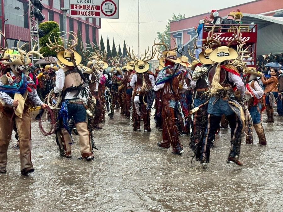Es Tiempo de Carnaval 2025 Reúne a Más De 8 mil  Asistentes y Fortalece la Economía Local