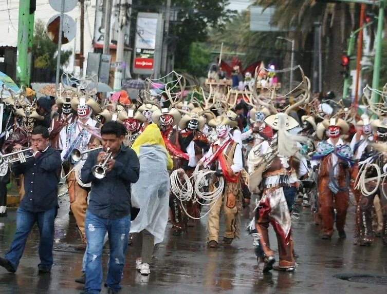 “Es Tiempo de Carnaval” fue Todo un Éxito en la Capital del Estado Pese a Torrencial Aguacero