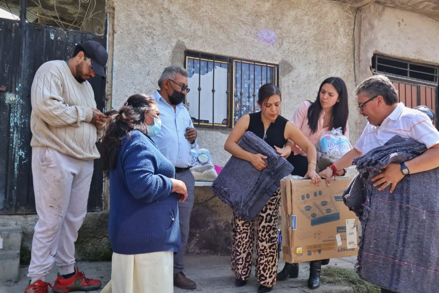Familia Afectada Por Incendio Recibió Apoyo de DIF Tulancingo