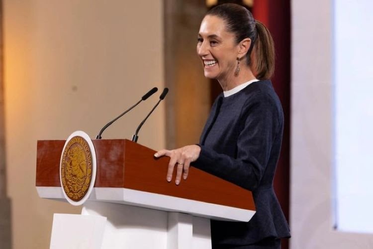 Hoy 14 de Febrero Decimos Amor al Pueblo, a la Naturaleza, a la Familia y a la Patria