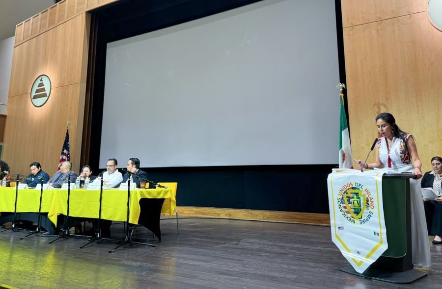 Simey Olvera Reafirma Apoyo a Migrantes de México en California, Destaca Su Trabajo y Lucha en El Marco del 2º Foro de La Lista 33 en Los Ángeles, Ca, Usa.