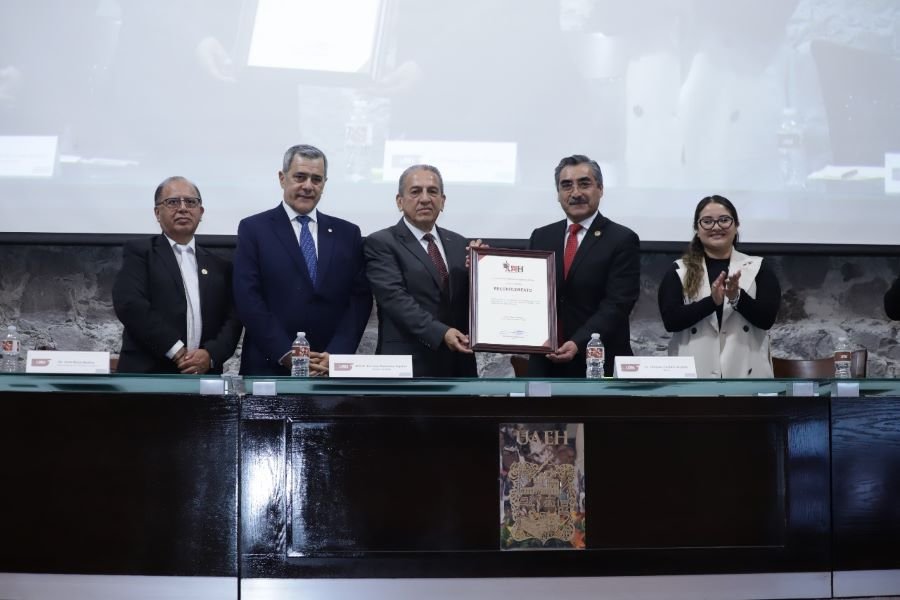 UAEH Celebra 80 Años Formando Personal Médico Comprometido Con La Sociedad