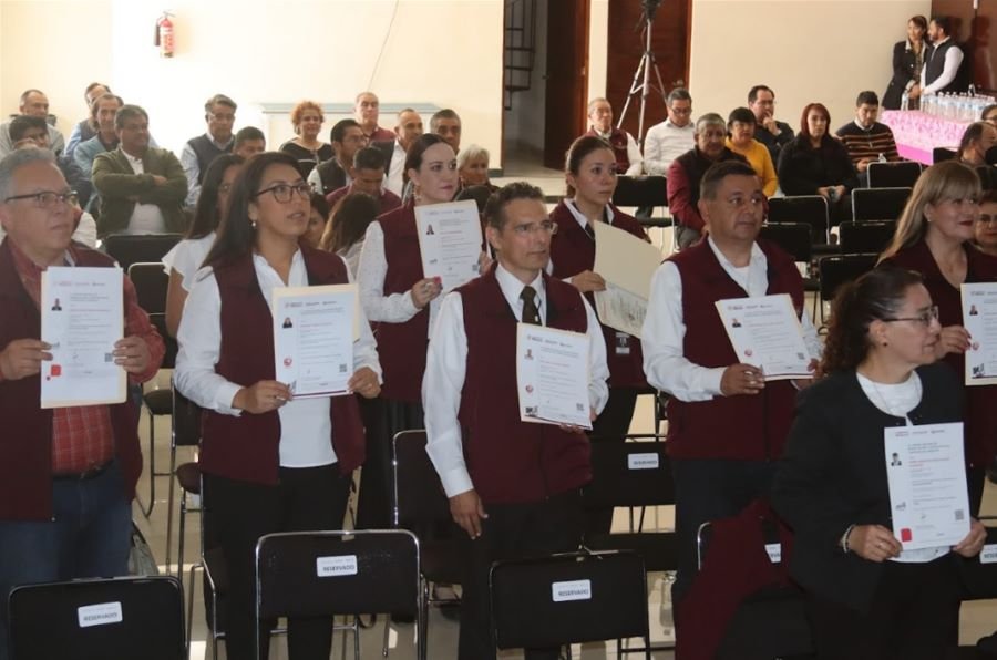 Secturh Entrega Certificados de Competencia Laboral con Validez Oficial