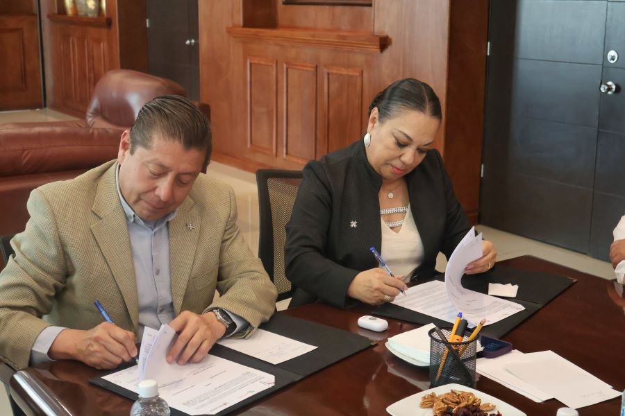 Alcaldesa Lorena García Firma Convenio Con Cecyteh Hidalgo