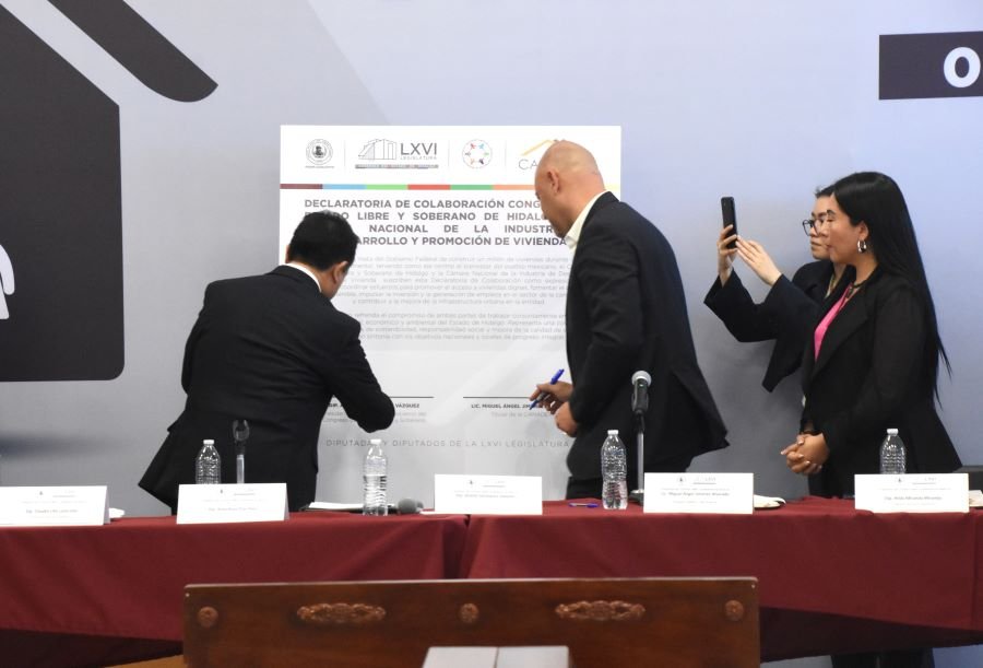 Congreso de Hidalgo Firma Declaratoria de Colaboración Con Canadevi