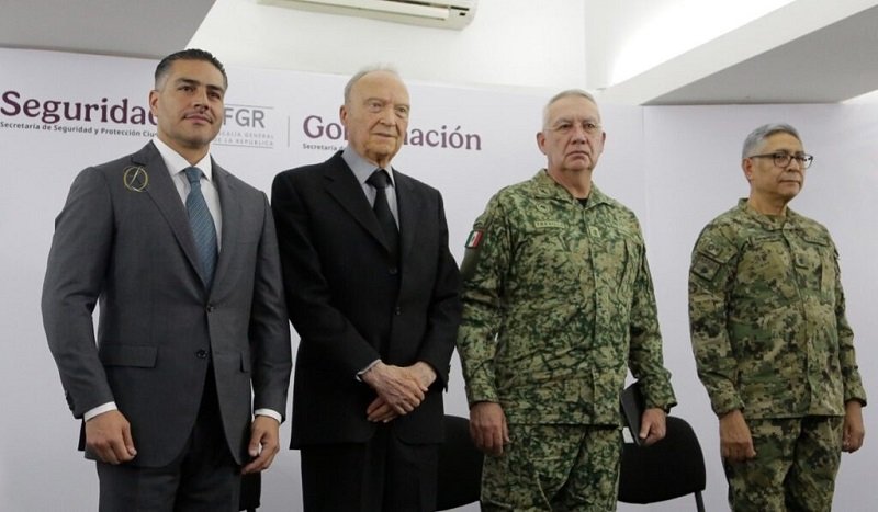 En Respuesta a una solicitud de Estados Unidos, el gobierno mexicano en uso de sus facultades traslado a ese País a 29 líderes y operadores de los cárteles