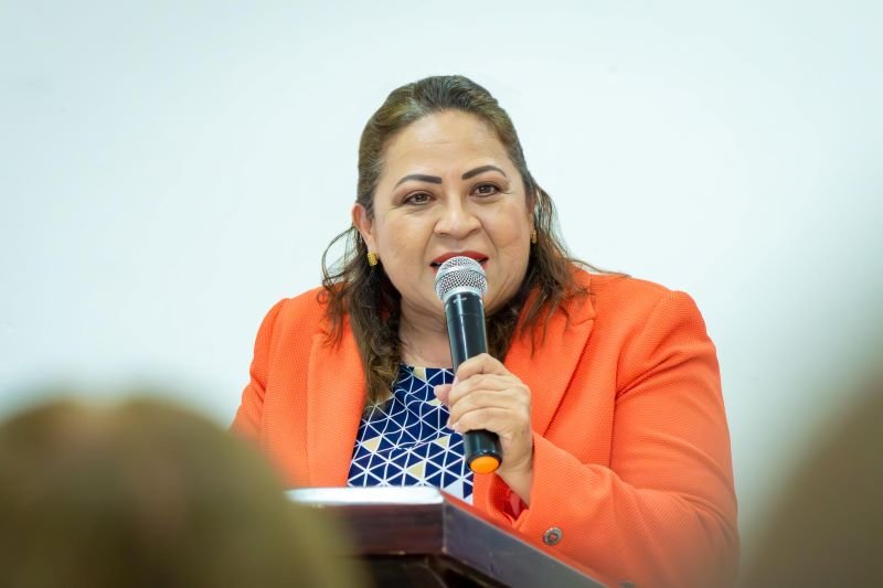 IEEH Presenta Conferencia “Violencia hacia las Mujeres y el Impacto en su Desarrollo Integral”