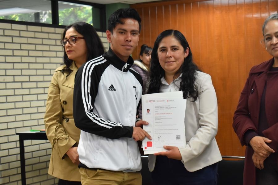 ITESA impulsa la empleabilidad de sus egresados con certificaciones de competencias