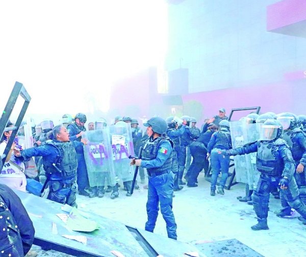 Si Hubo Violencia en la Manifestación del 8M en Pachuca
