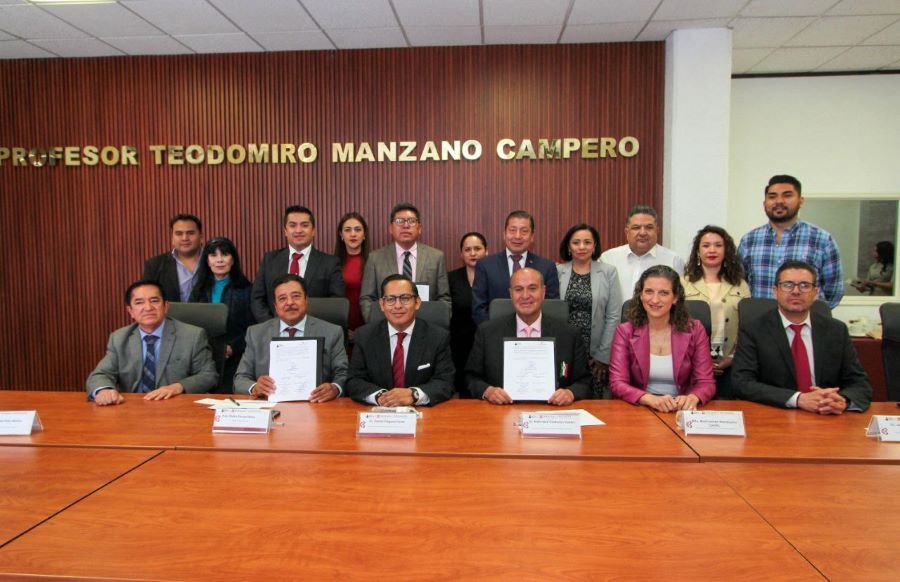 Signan Convenio Instituto Hidalguense de Educación para Adultos (IHEA)  y Subsecretaría de Educación Media Superior y Superior (Semsys)