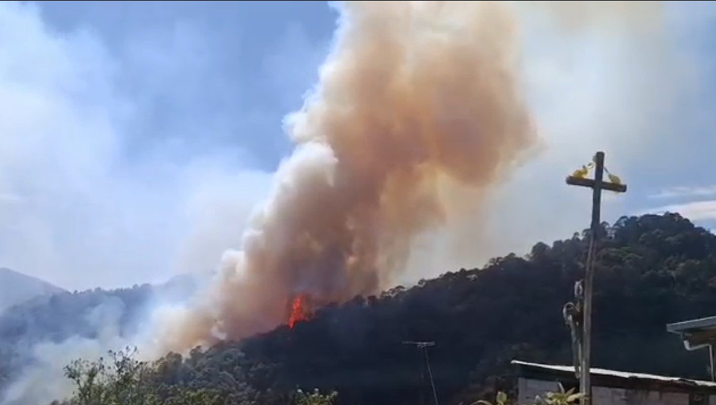 EL Incendio en el Municipio de Tlahuiltepa Controlado en un 90 Por Ciento