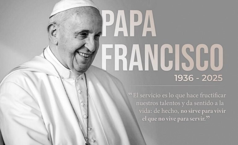 “Mis condolencias al pueblo católico y a quienes encontraron en él un guía espiritual”: Menchaca
