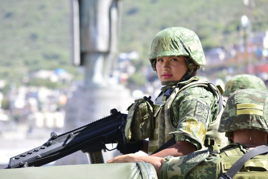 Mujeres Policías Enfrentan Estereotipos de Género y Barreras En El Desarrollo Profesional