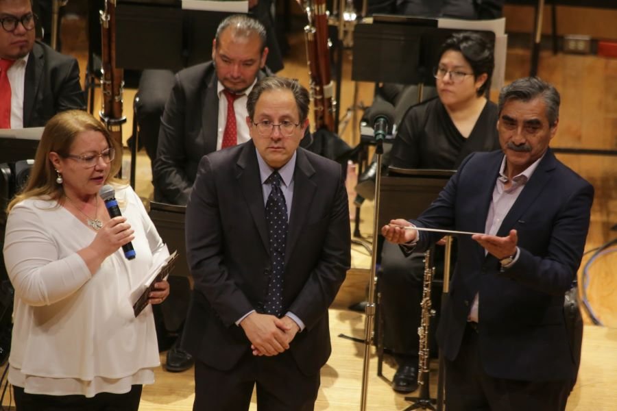 OSUAEH da un Último Adiós al Maestro Enrique Bátiz