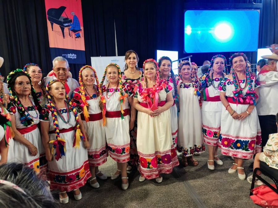 Personas Adultas Mayores Representaron a Hidalgo en Festival de la CDMX