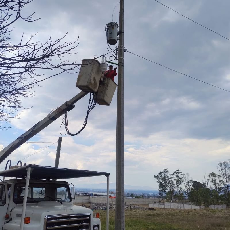 Adquisición de 2 mil 98 Luminarias Para Alcanzar el 100 Por ciento de Iluminación
