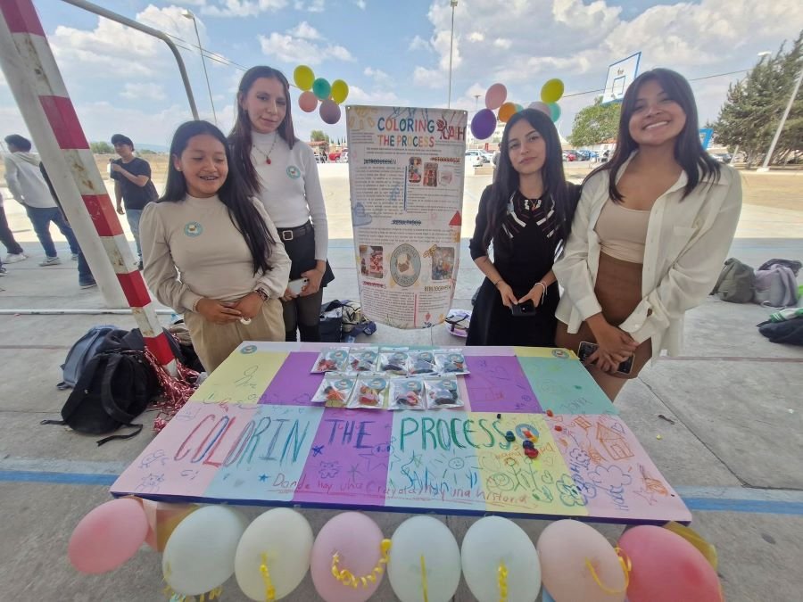 Bachilleres del ESTi-UAEH, Crean Productos Aplicando el Conocimiento Científico