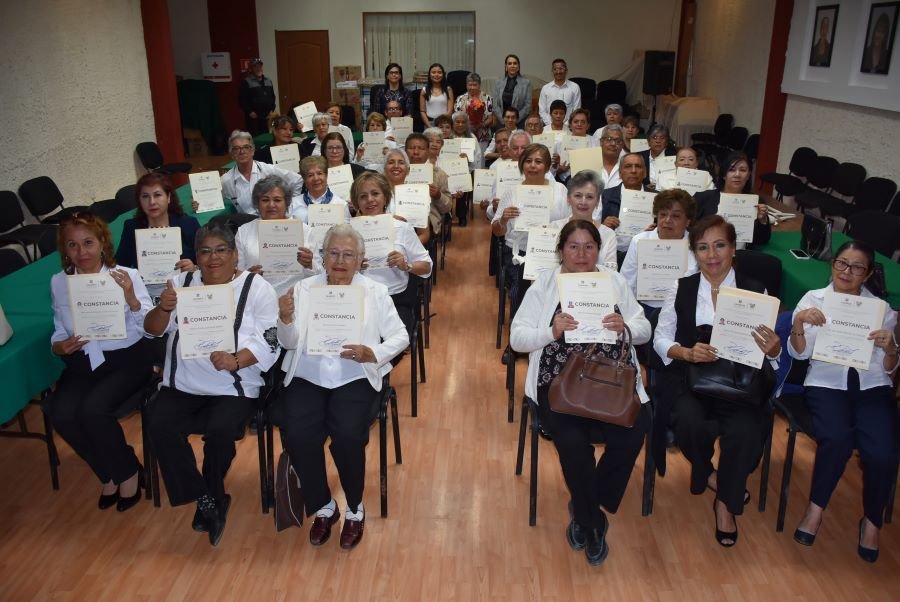 Concluye Con Éxito El Primer Curso Hidalgo de Envejecimiento Saludable 2025