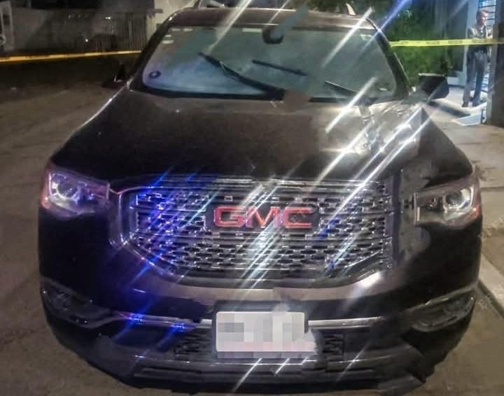 Encontraron Sin Vida, Dentro de Una Camioneta a Un Hombre en la Colonia Periodistas