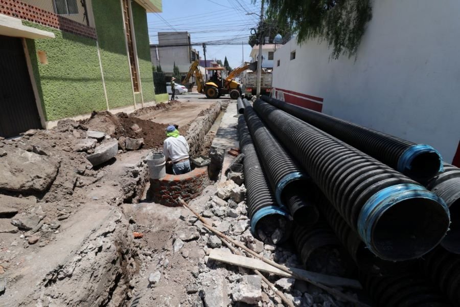 Caasim Sustituyó 226 Metros de Tubería, Repuso 54 Descargas y 13 Pozos de Visita en la Colonia Periodistas