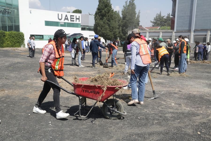 Garzas de la UAEH promueven cultura de Paz en Jornada Nacional Tequios 2025