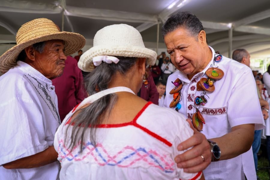 Julio Menchaca Supervisa Atención Integral en la Otomí Tepehua