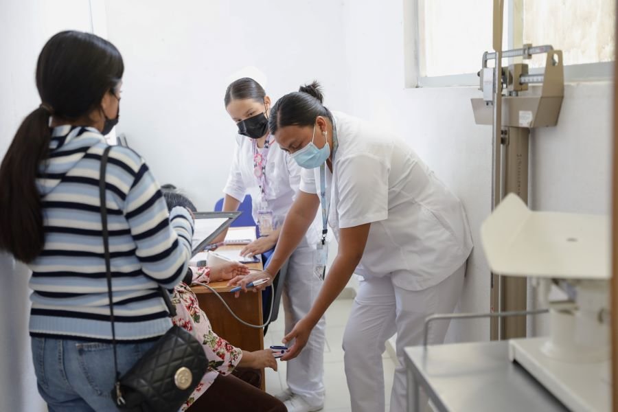 IMSS Bienestar Hidalgo Brinda Atención Oportuna a Más de 100 Personas Por Accidentes en Semana Santa