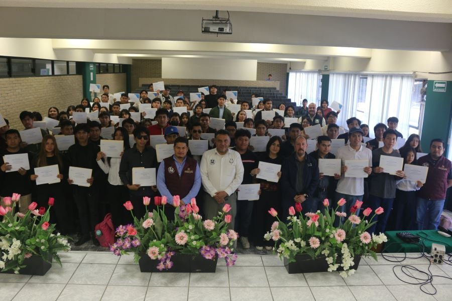 UTSH Entrega Constancias de Certificación en Tecnologías de la Información