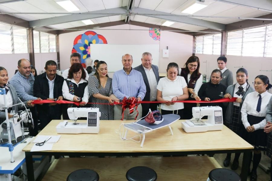 Entrega SEPH más de 2 mdp en Equipamiento en Tres Municipios en la Sierra Alta Hidalguense