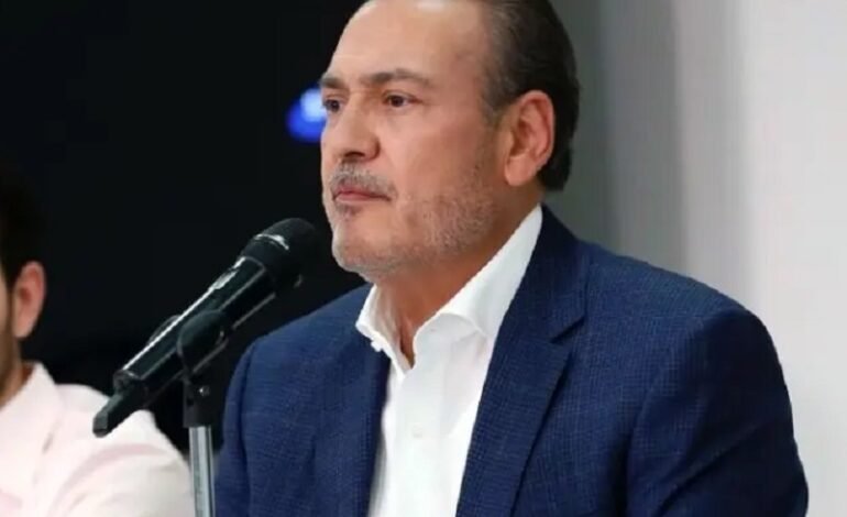 “Este no es el momento de regatear a la presidenta de la República un apoyo para poder salir adelante en el momento difícil que está pasando nuestro país en sus relaciones internacionales”: Manlio Favio Beltrones