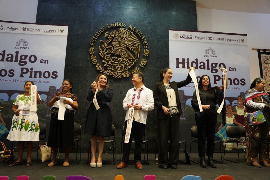 Hidalgo Llega a Los Pinos Con Cultura y Tradición