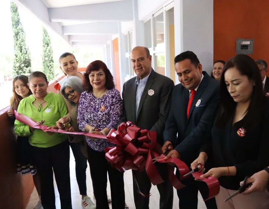 10 Escuelas Secundarias Reciben Más de 11 mdp en Infraestructura Educativa en Atitalaquia