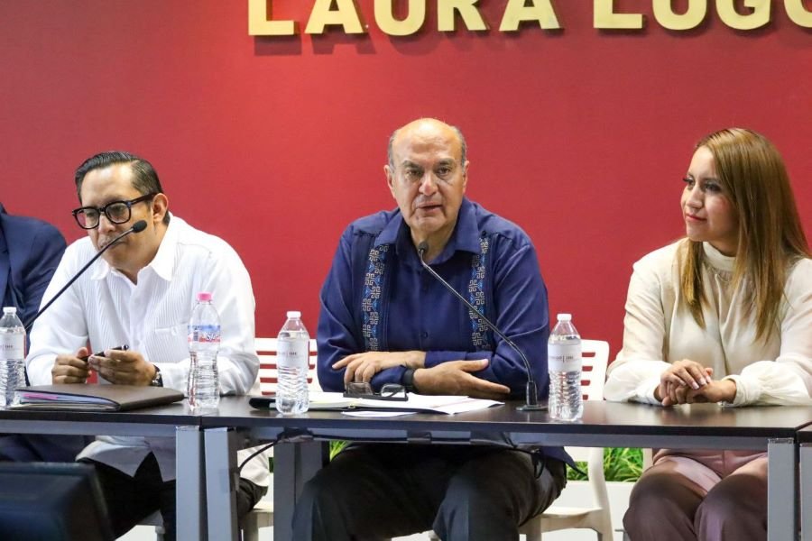 Natividad Castrejón encabezó reunión de trabajo con escuelas Normales de Hidalgo