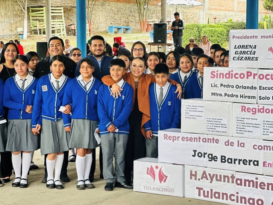 Presidenta Lorena García Cázares Encabezó Lunes Cívico en Tepalzingo