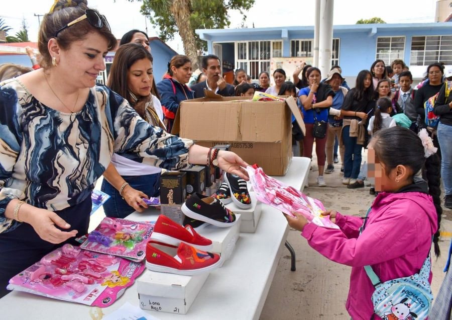 Sistema DIF Tulancingo y Voluntariado Fortalece Asistencia Social en Comunidades Escolares
