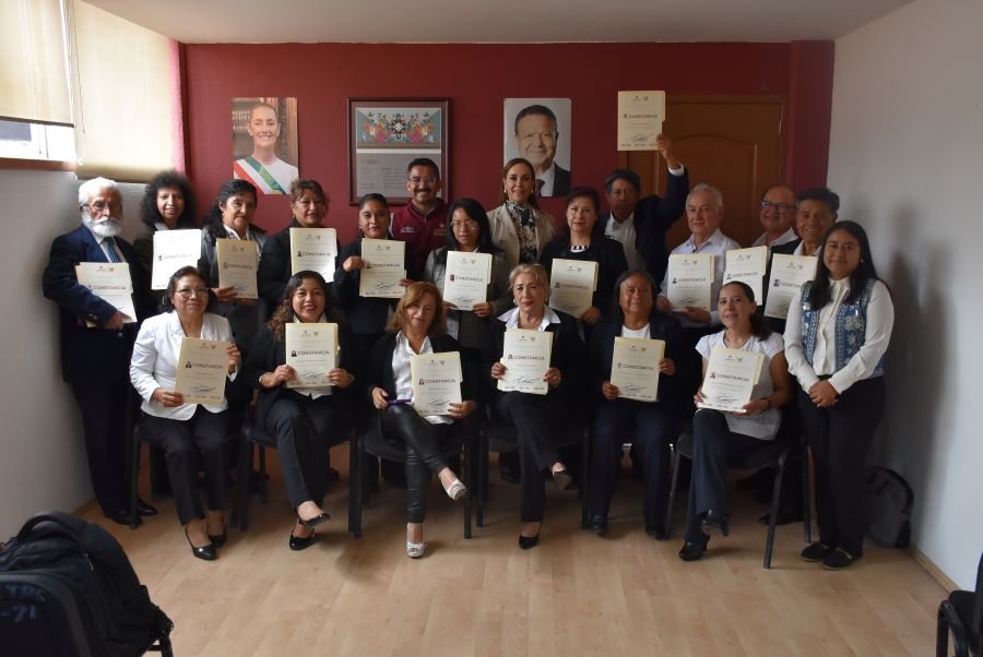 IAAMEH impartió curso “Cuidando al cuidador: Bienestar psicoemocional”