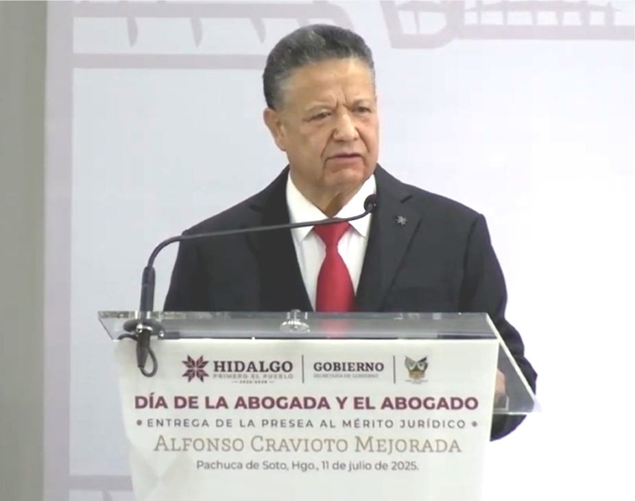 Convoca el gobernador Menchaca a las y los abogados, para que se sumen a la tarea social