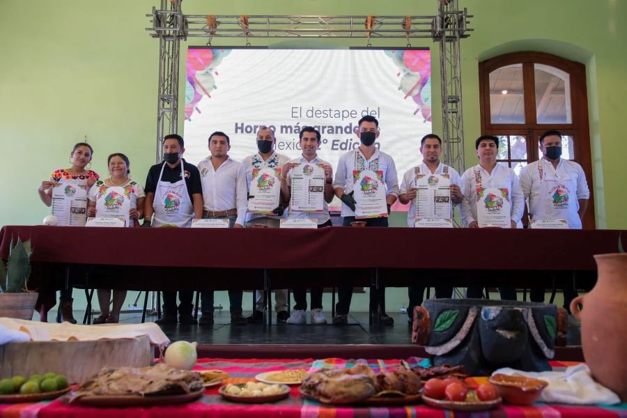 Dajiedhi se Alista Para el Destape del Horno de Barbacoa Más Grande de México