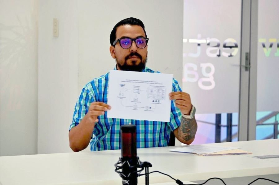 Destaca Docente de la UTHH en Fondo Hidalgo con Proyecto Ambiental