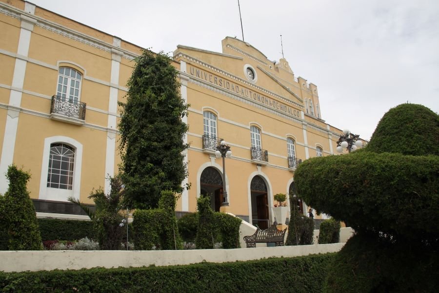 UAEH Fortalece Transparencia y Rendición de Cuentas Tras Convenio Ceneval-AMOCVIES