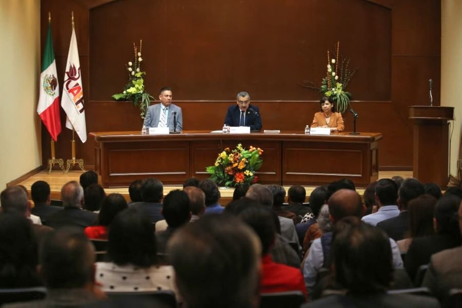 UAEH Refuerza su Estructura Con 34 Cambios y Nombramientos