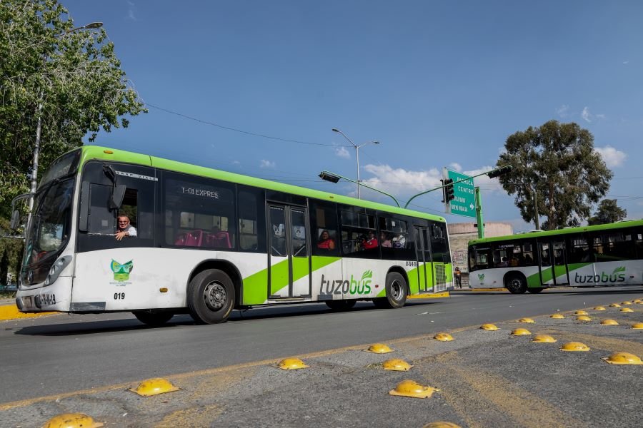Rehabilitarán Carril Confinado del Tuzobús, Instalarán 6 Mil 18 Bolardos y 2 Mil 762 Balizas de Norte a Sur y Viceversa.